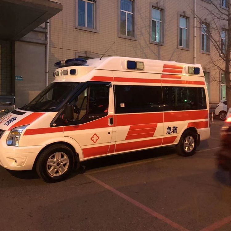 建水夜间租赁救护车护送病人转院：安全转运的 8 大核心注意事项